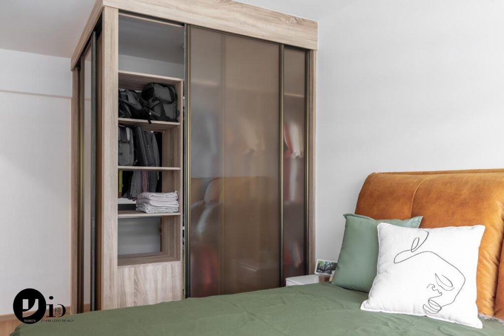 Opt for a Sleek, Translucent Enclosure